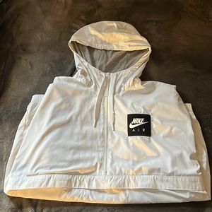 Nike windbreaker